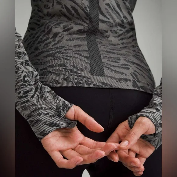 Lululemon Swiftly Tech Long Sleeve Shirt 2.0 *Race Length - Picture 2 of 9